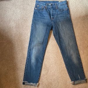New blue  Levi jeans size 25